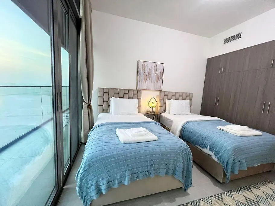 Seaview Inn Абу-Даби 0*,