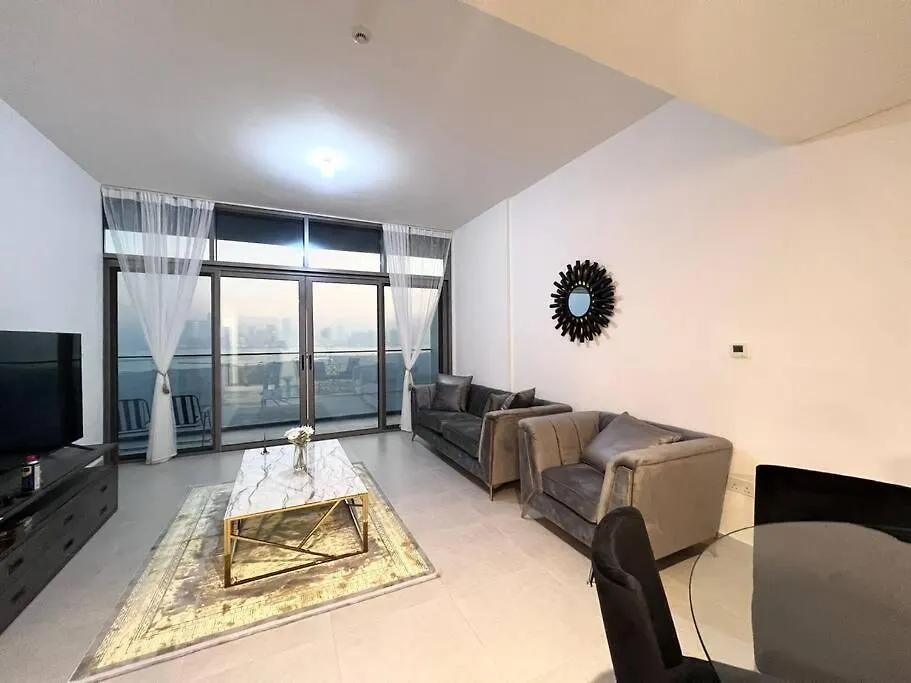 Seaview Inn Абу-Даби Апартаменты