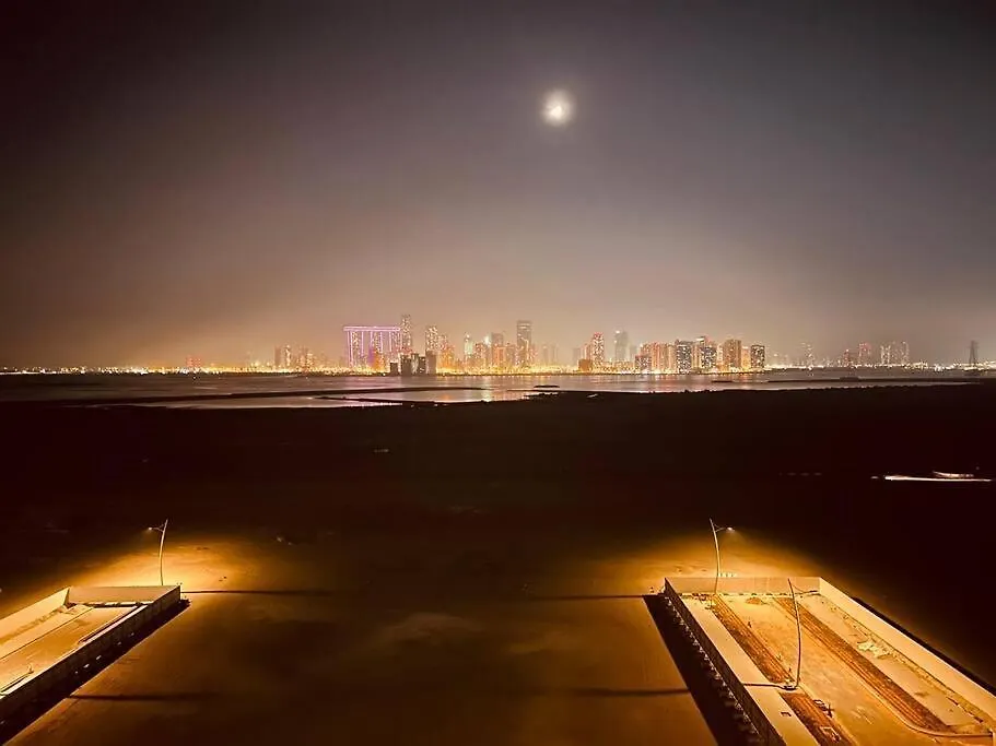 Daire Seaview Inn Abu Dabi Birleşik Arap Emirlikleri